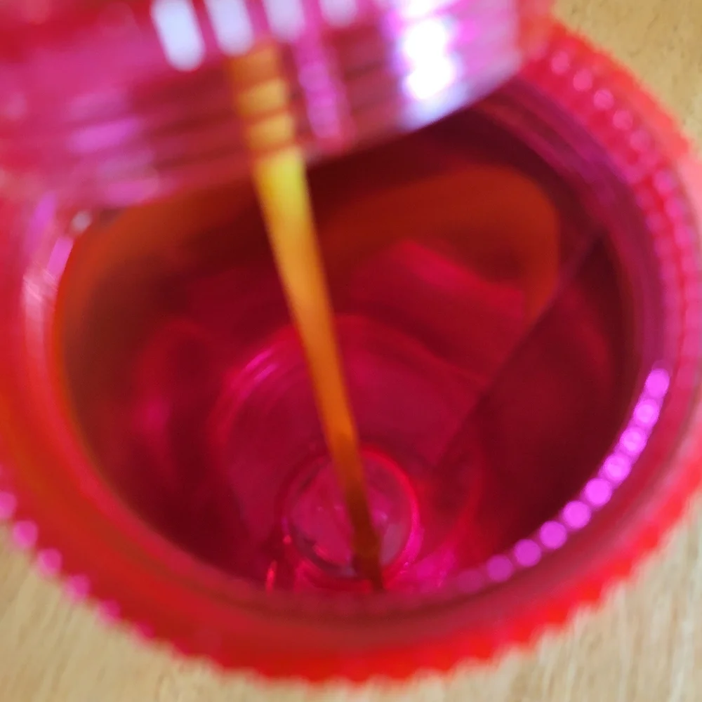 NWT Starbucks pleated magenta venti tumbler